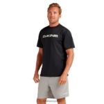 Camiseta Rashguard de manga corta y corte holgado Roots negro/blanco surf Dakine hombres ropa 2VTF0X238