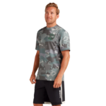 Equipo Rashguard de manga corta y corte holgado Mission camuflaje apex pequeño Dakine hombres ropa 2VTF0X248